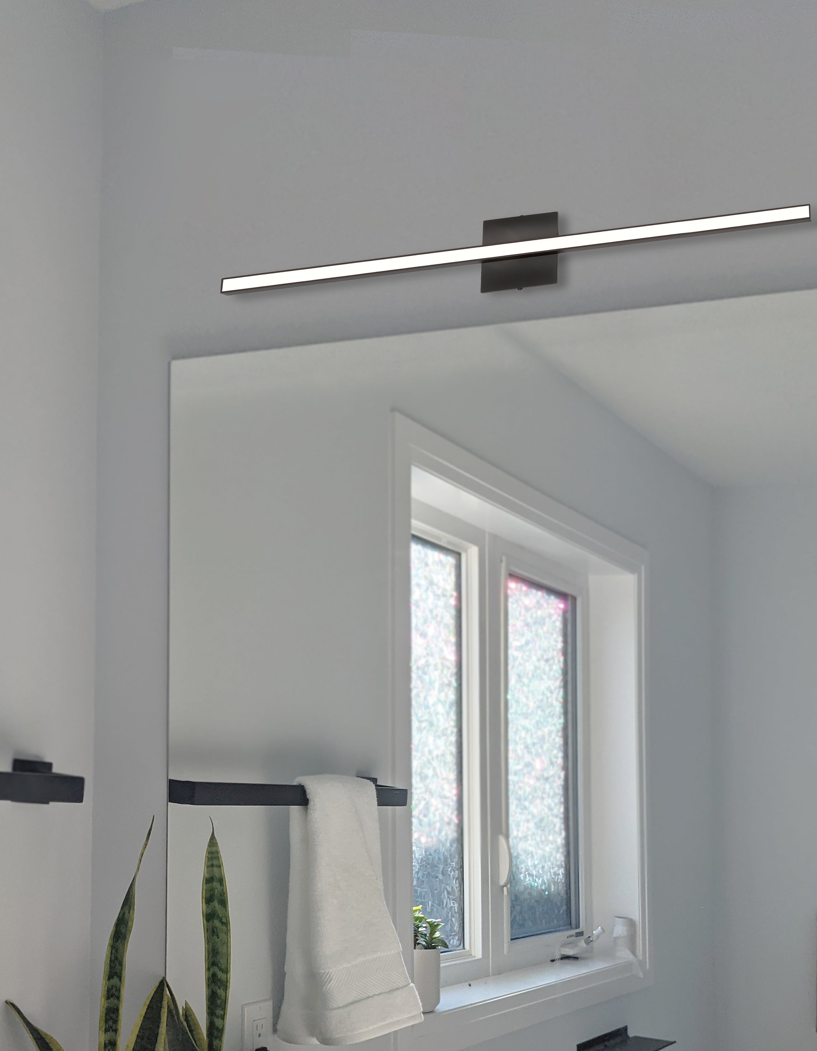Dainolite Alexander Vanity Light 24W w/ Frosted Acrylic Diffuser | Ambient - Matte Black 2